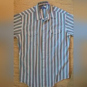 Wrangler Men’s Short-Sleeve Vintage Pearl Snap